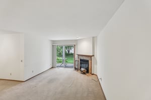 E Oakbridge Way-S1707-010.jpg