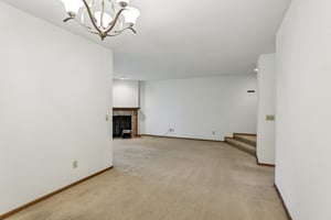 E Oakbridge Way-S1707-014.jpg