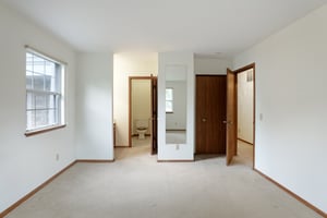 E Oakbridge Way-S1707-024.jpg