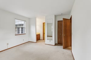 E Oakbridge Way-S1707-025.jpg