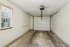 E Oakbridge Way-S1707-033.jpg