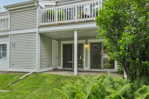 E Oakbridge Way-S1707-038.jpg