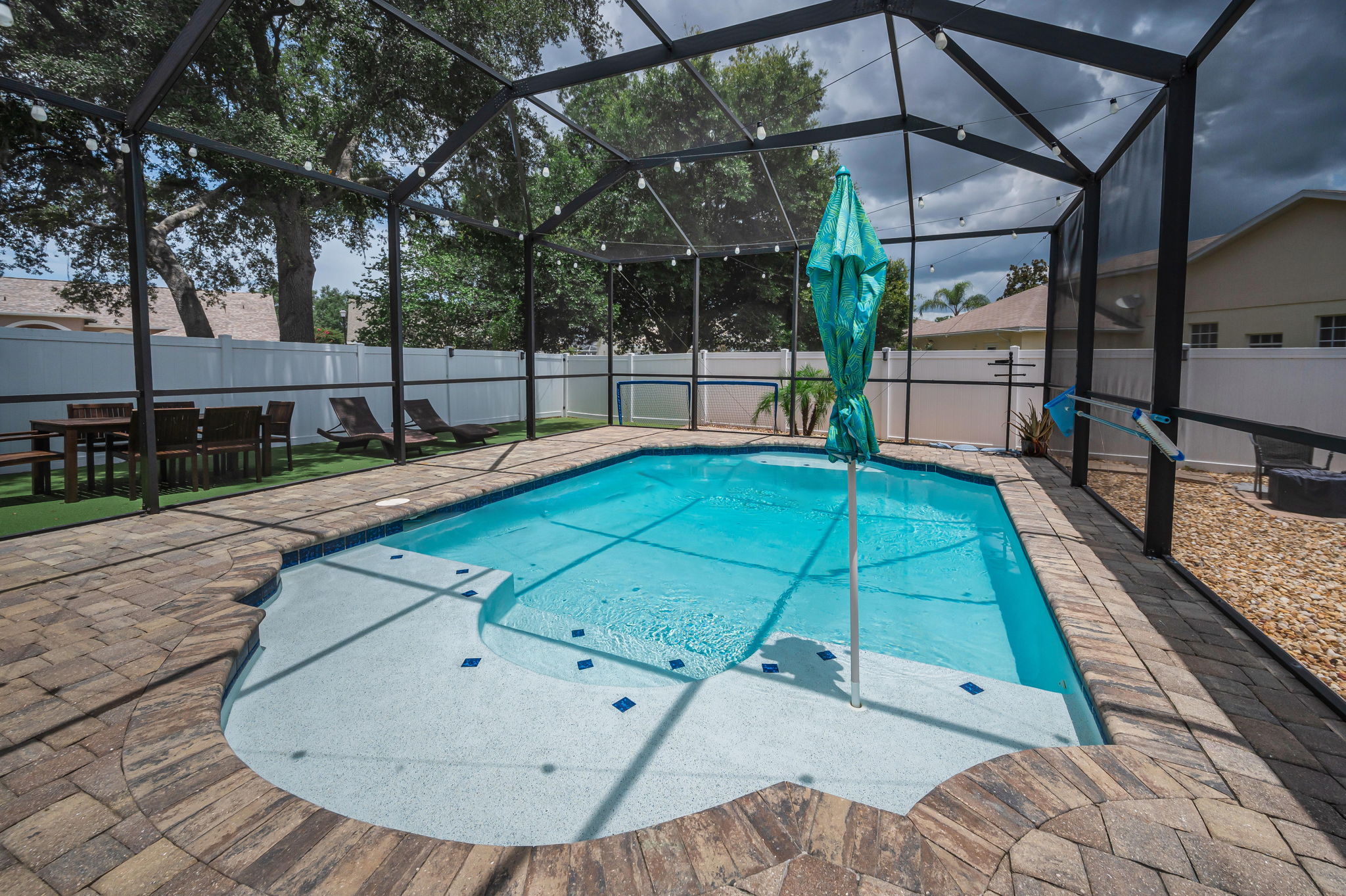 Pool2
