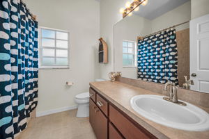 First Floor Bathroom2
