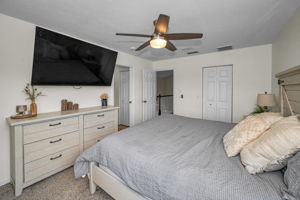 Upper Level Primary Bedroom1c