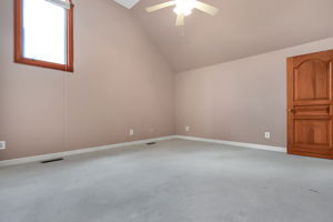  Photo 39