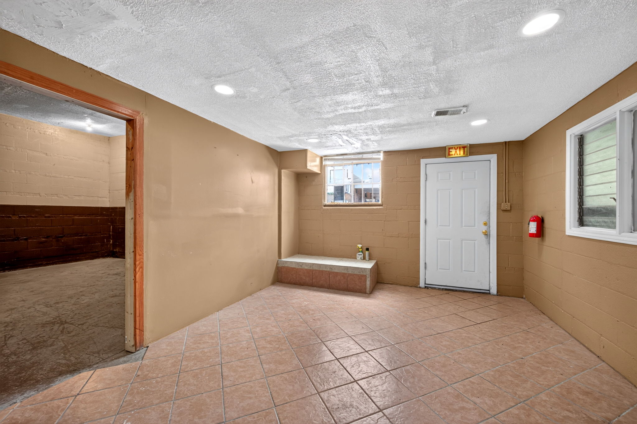 7828 S Claremont Ave, Chicago, IL 60620_008