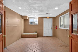7828 S Claremont Ave, Chicago, IL 60620_007