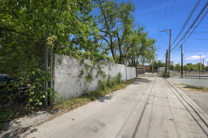 7828 S Claremont Ave, Chicago, IL 60620_035