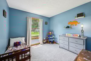 Bayridge Dr-1206-018.jpg