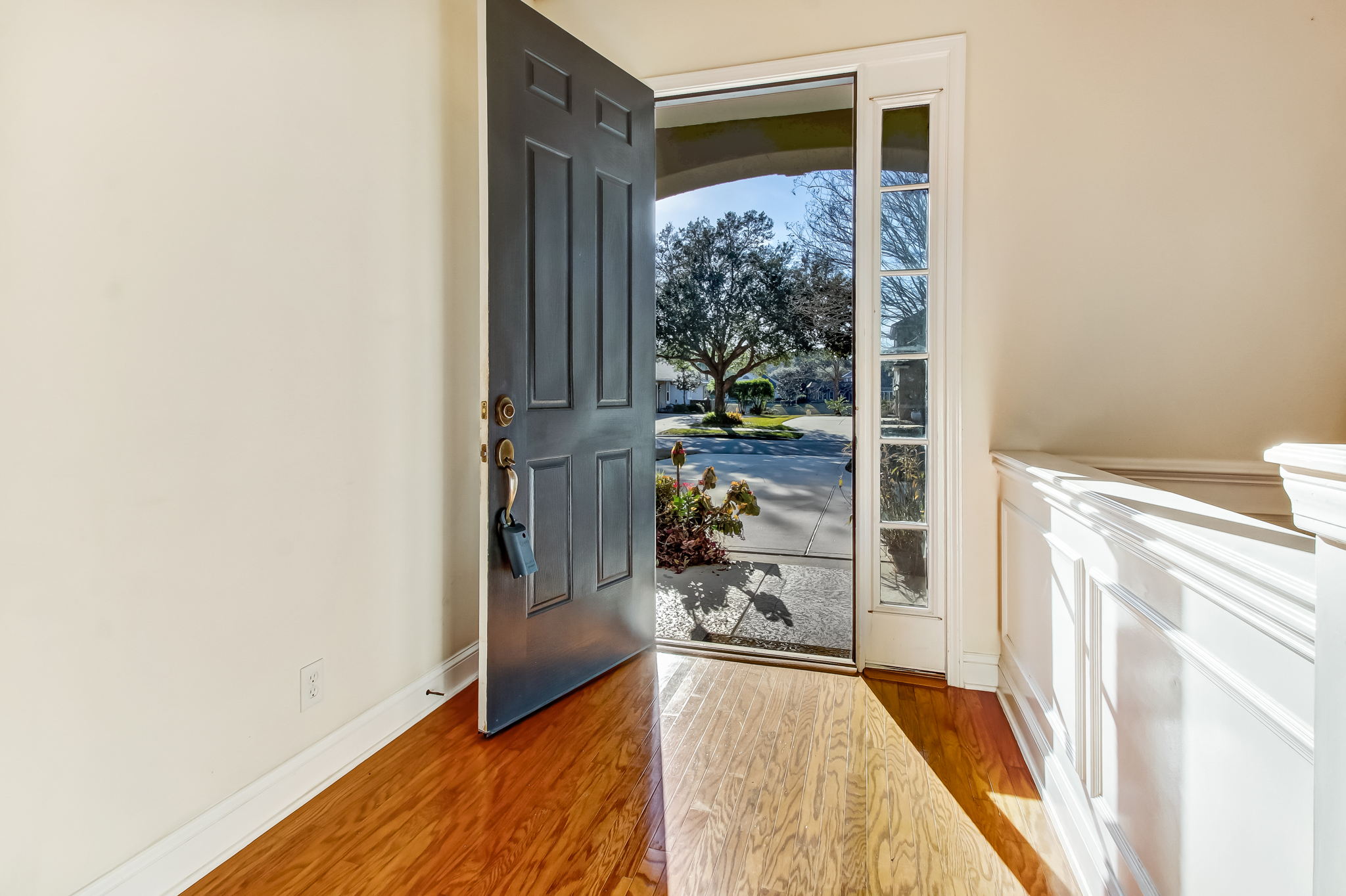 Front Entry Detail