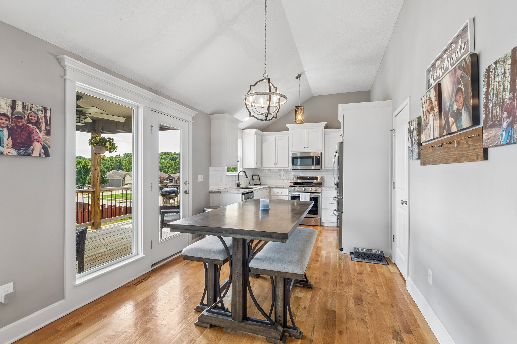 7831 N Walrond Ave_012.jpg