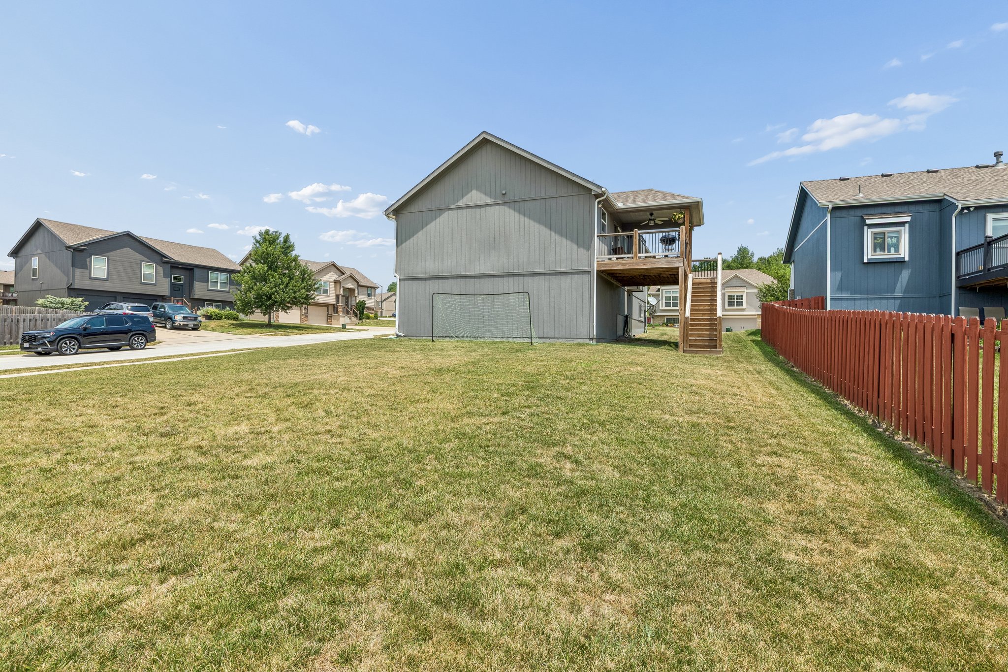 7831 N Walrond Ave_032.jpg