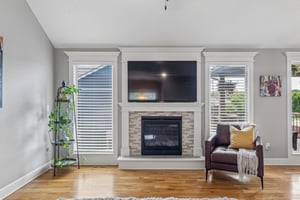 7831 N Walrond Ave_007.jpg