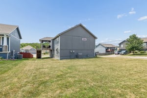7831 N Walrond Ave_035.jpg