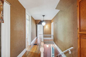 16_Interior