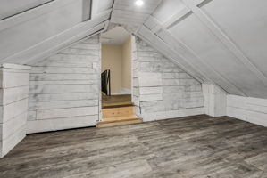  Photo 37