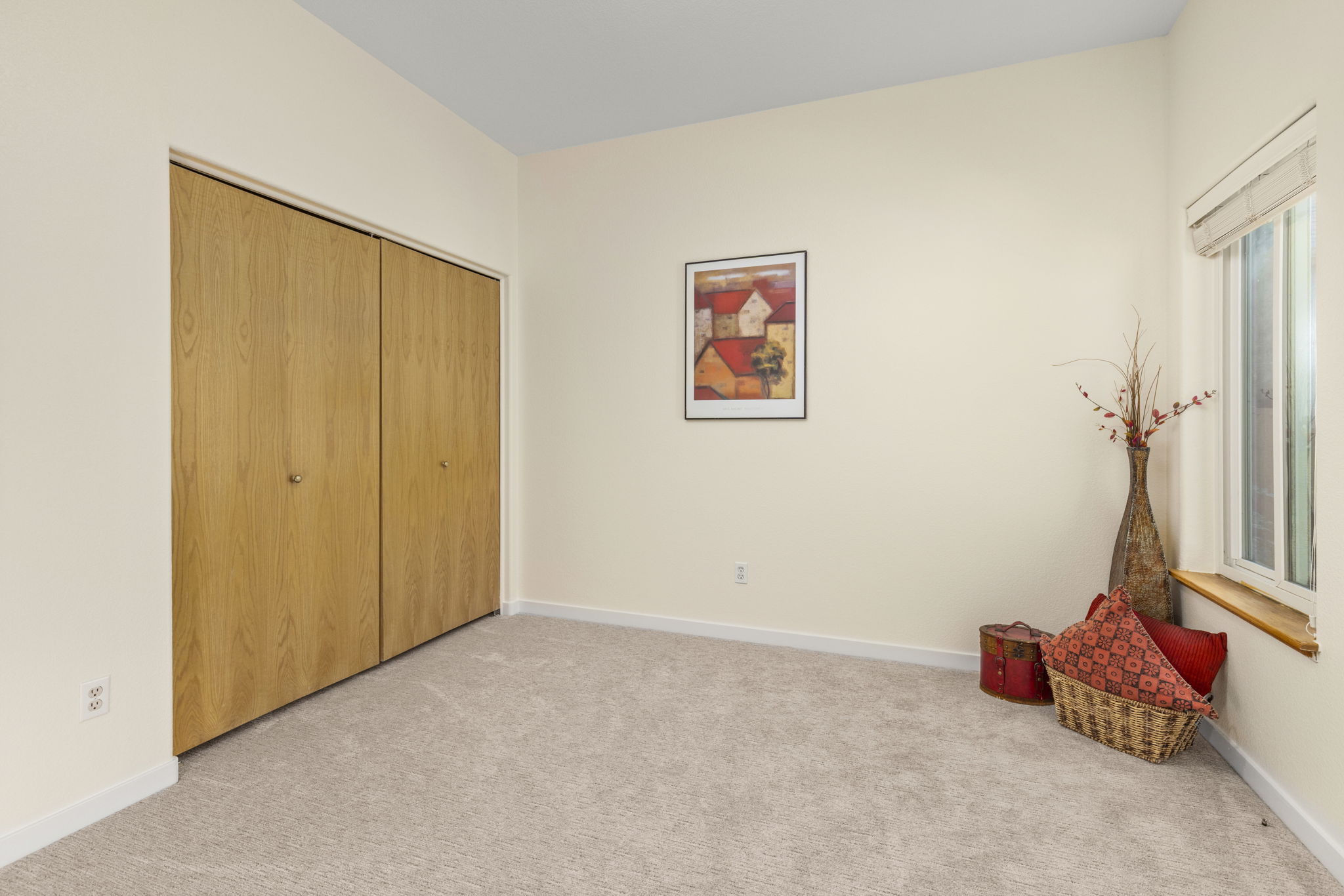 Second Bedroom (or office)