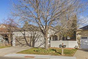 Welcome to 784 Club Cir, in lovely Louisville