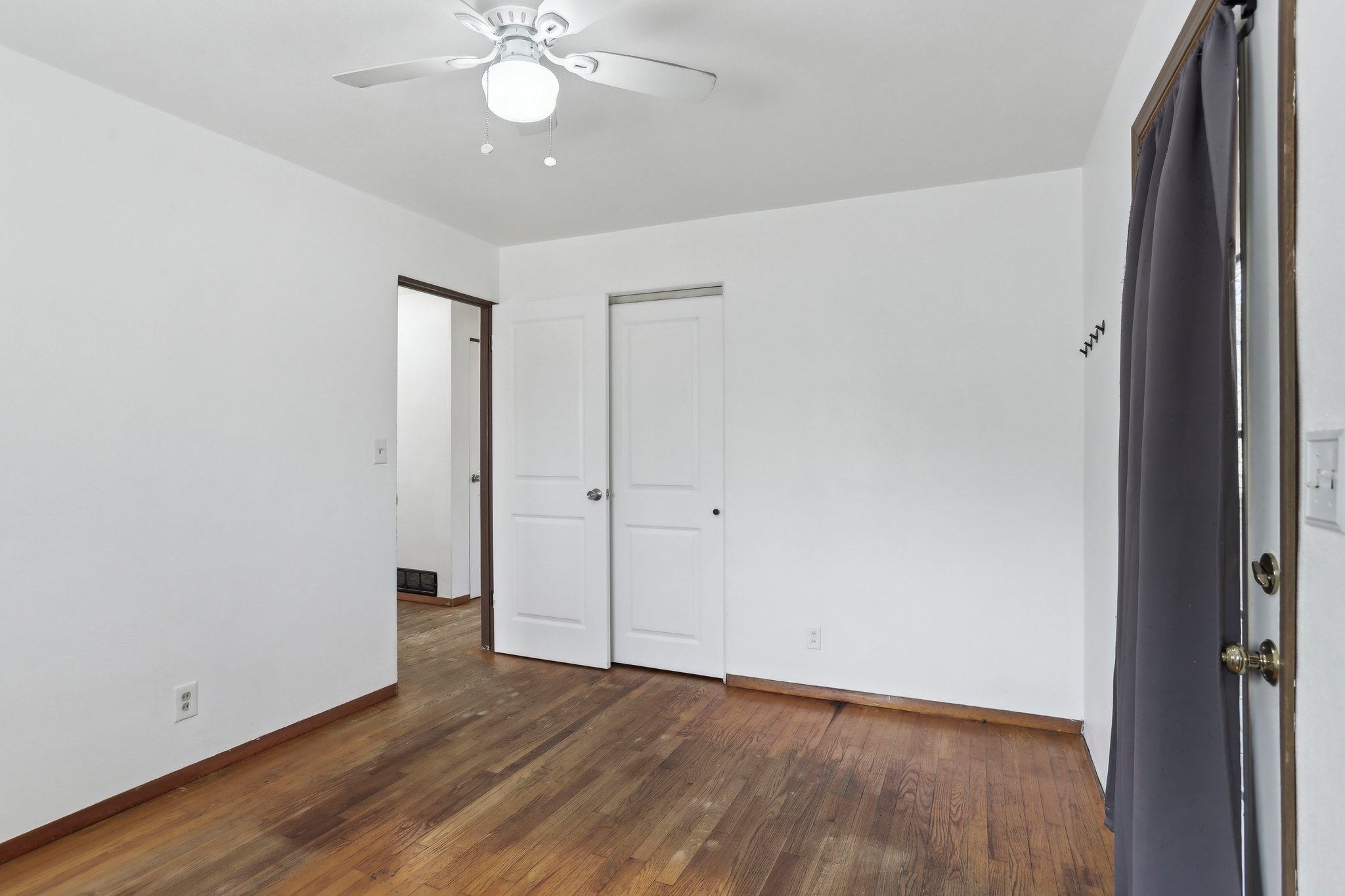 E Woodland Dr-018.jpg