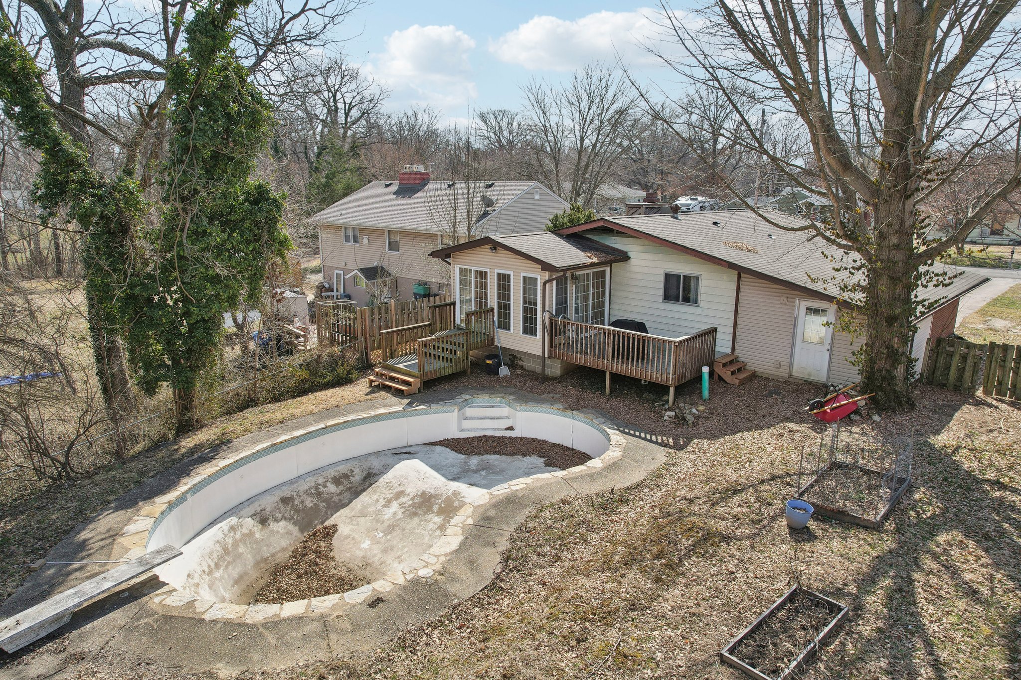 E Woodland Dr-038.jpg