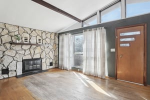 E Woodland Dr-006.jpg