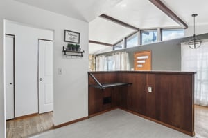 E Woodland Dr-007.jpg