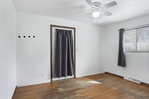 E Woodland Dr-017.jpg