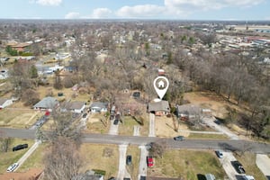 E Woodland Dr-034.jpg