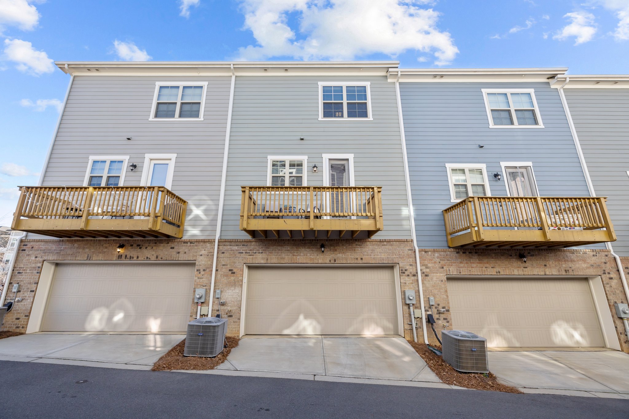  Photo 34