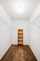 9864 - 7841 Freeman Ave_028.jpg