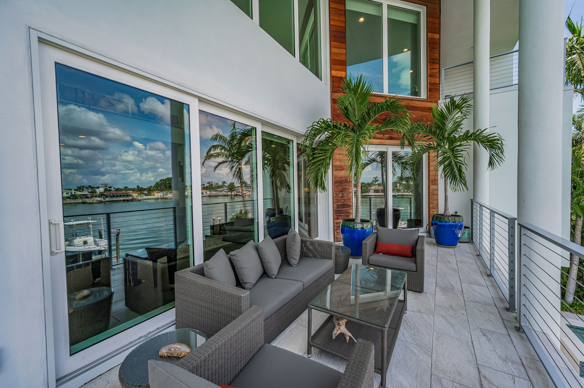 Balcony1