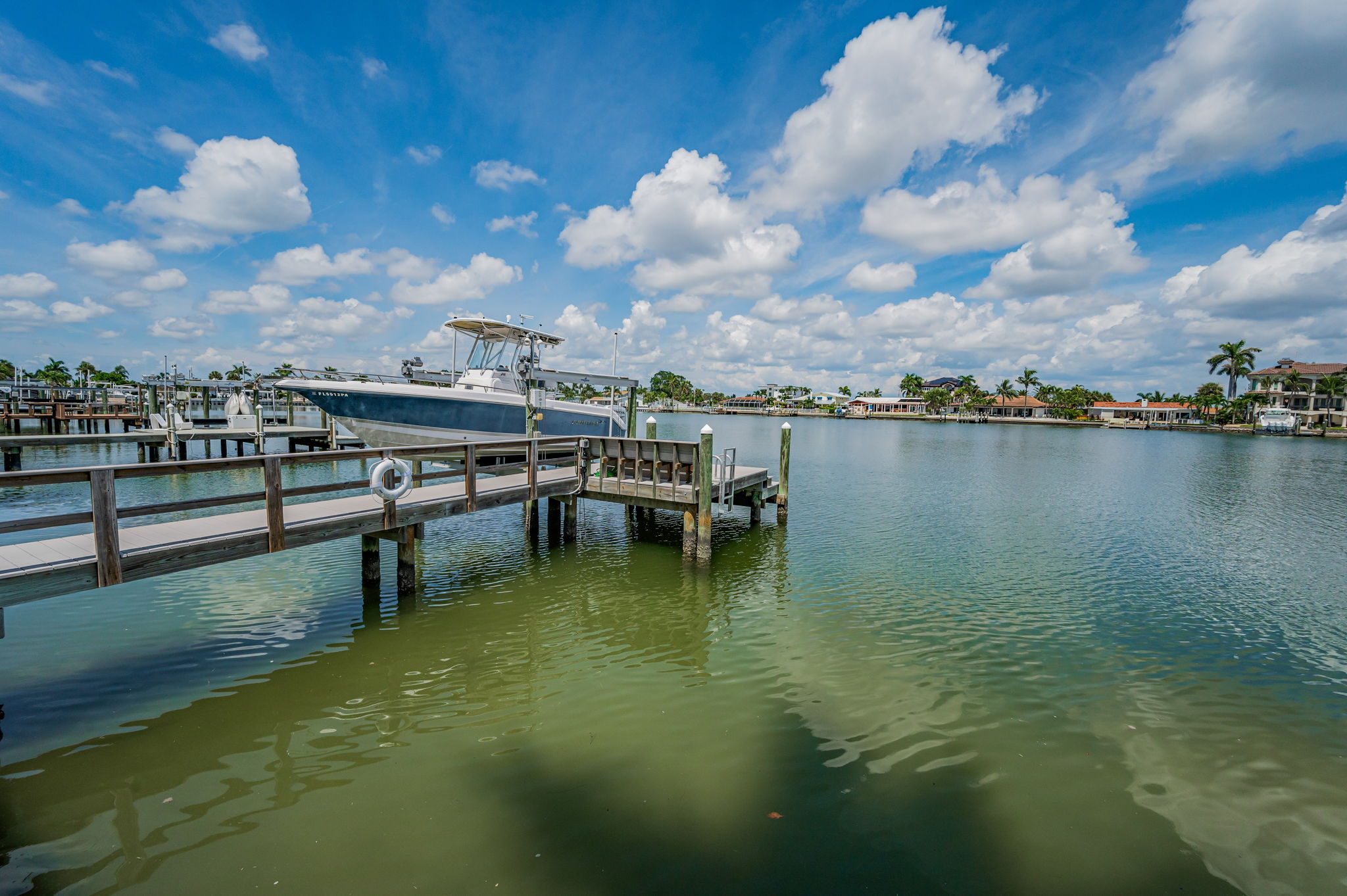 Dock11