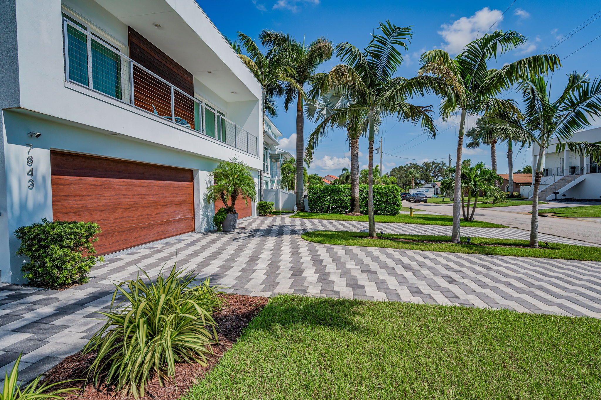 Frontyard1