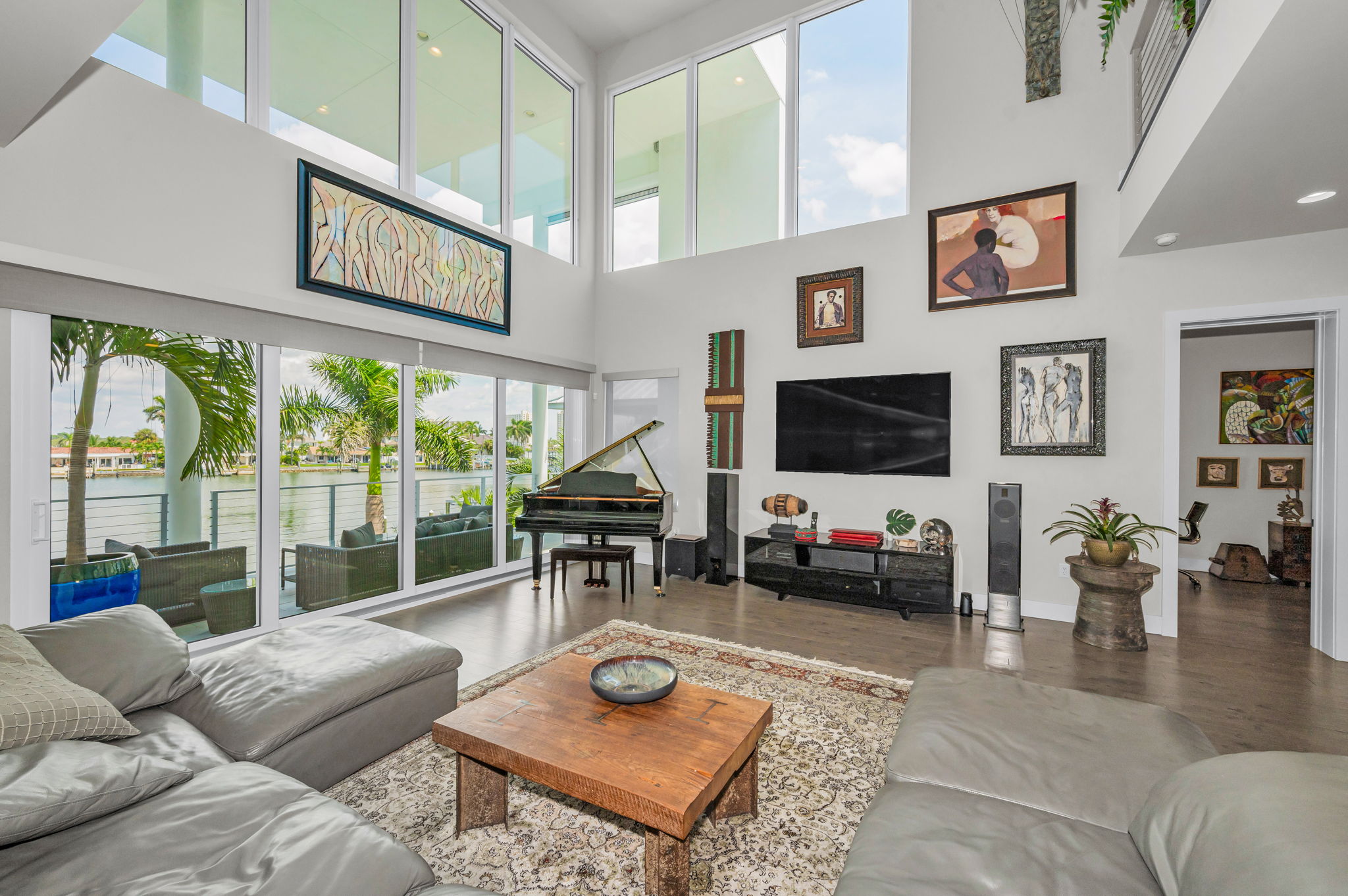 Living Room2
