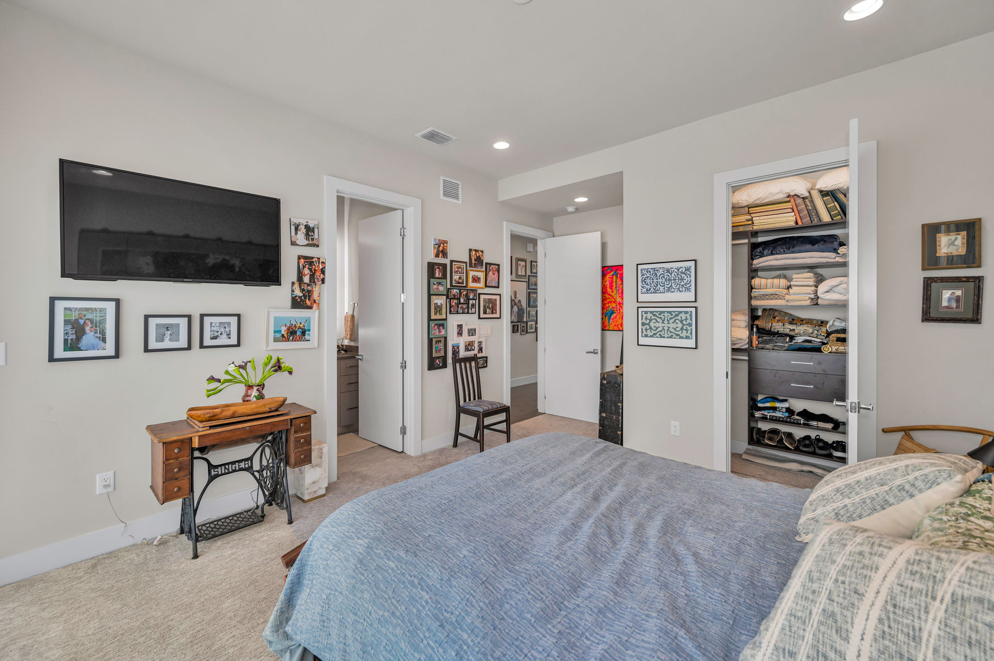 Main Level Guest Bedroom1b