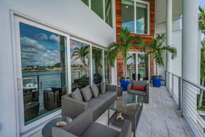 Balcony1