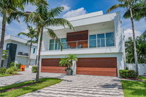 Front Exterior3