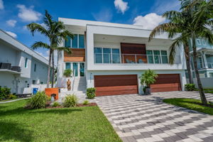 Front Exterior9