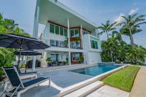 Patio and Pool2