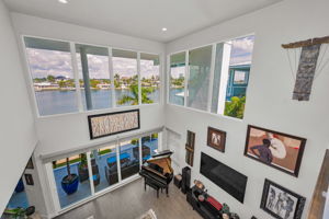 Upper Level Bonus Room View1