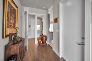 Upper Level Primary Bedroom Entry