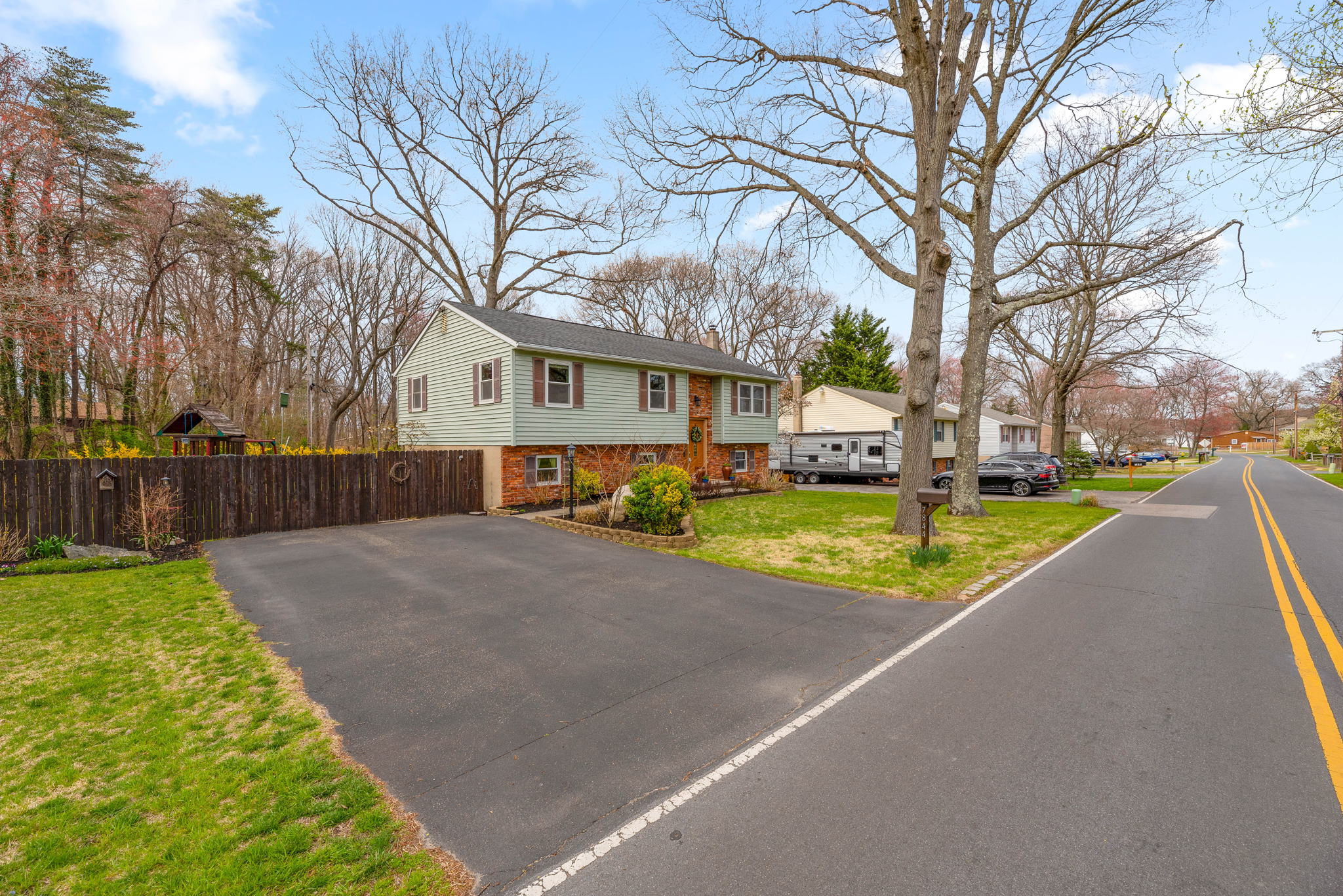 7844 Elizabeth Rd, Pasadena, MD 21122, USA Photo 3