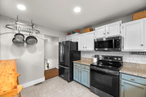 7844 Elizabeth Rd, Pasadena, MD 21122, USA Photo 15