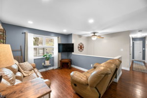 7844 Elizabeth Rd, Pasadena, MD 21122, USA Photo 7