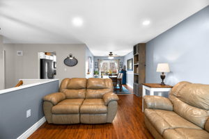 7844 Elizabeth Rd, Pasadena, MD 21122, USA Photo 8