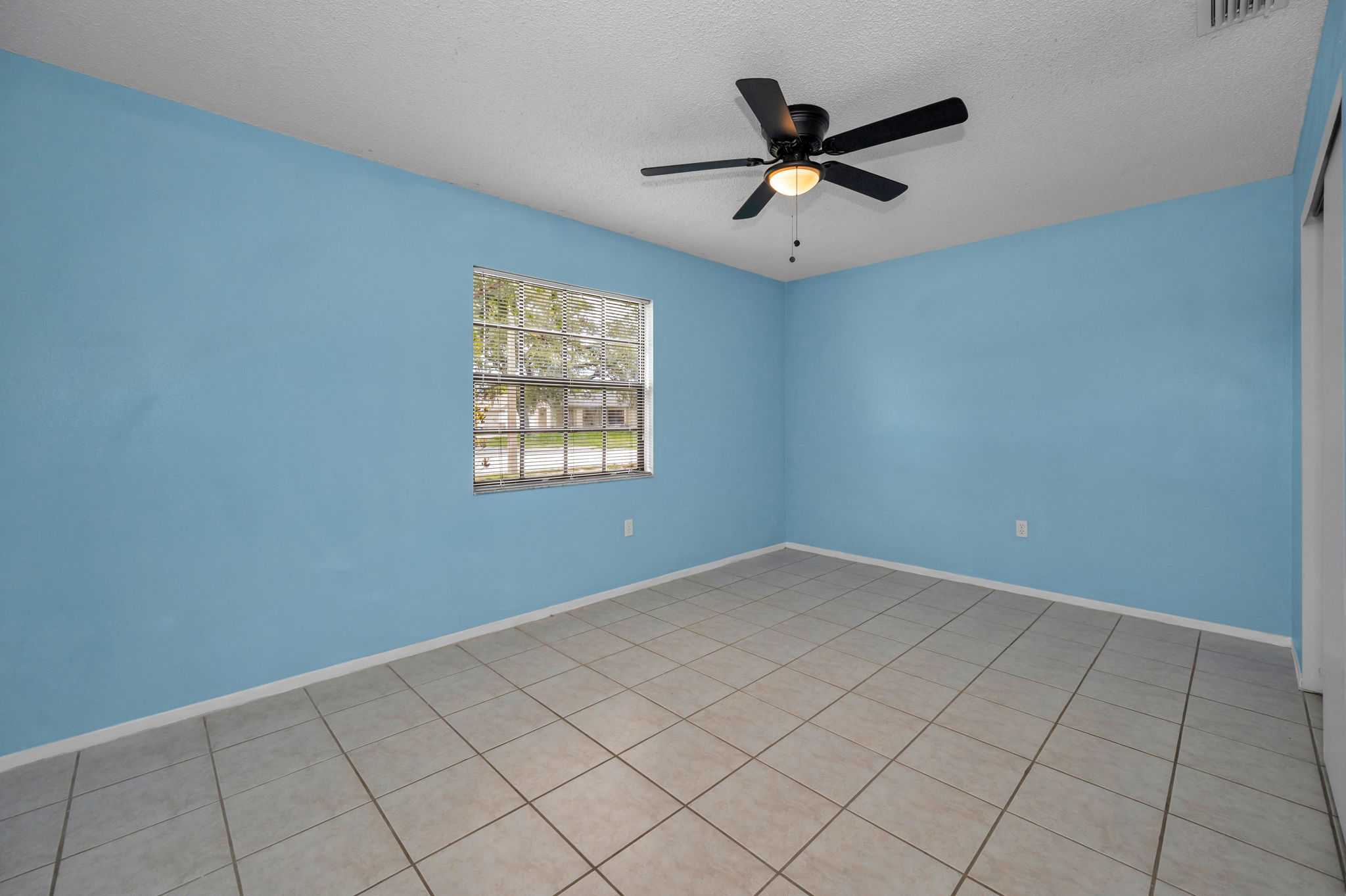 Bedroom1a