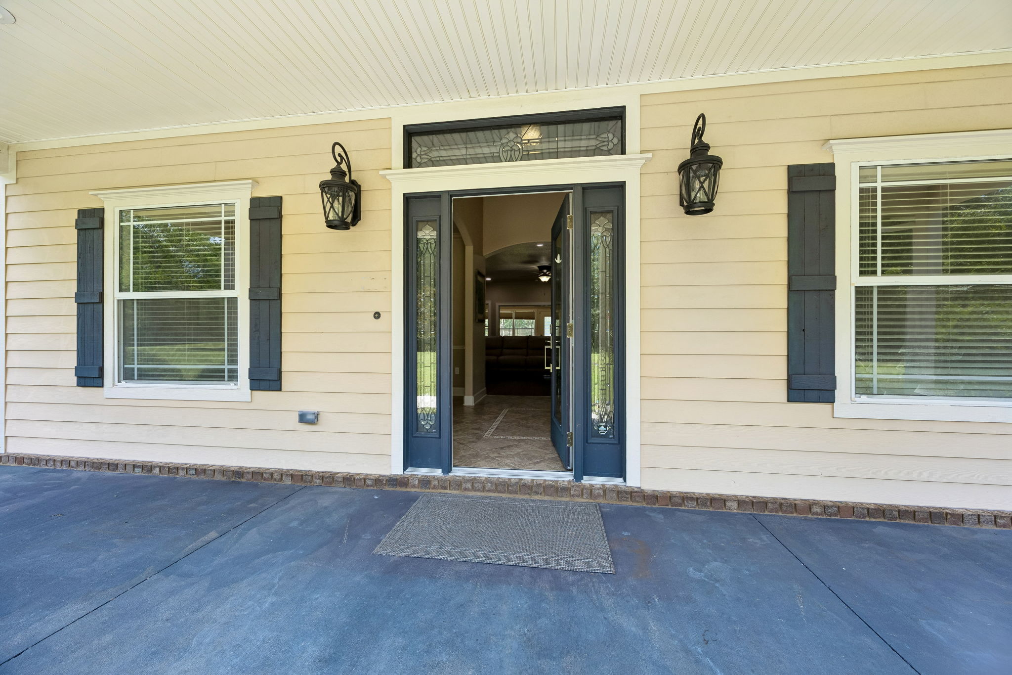 Front Entry Detail