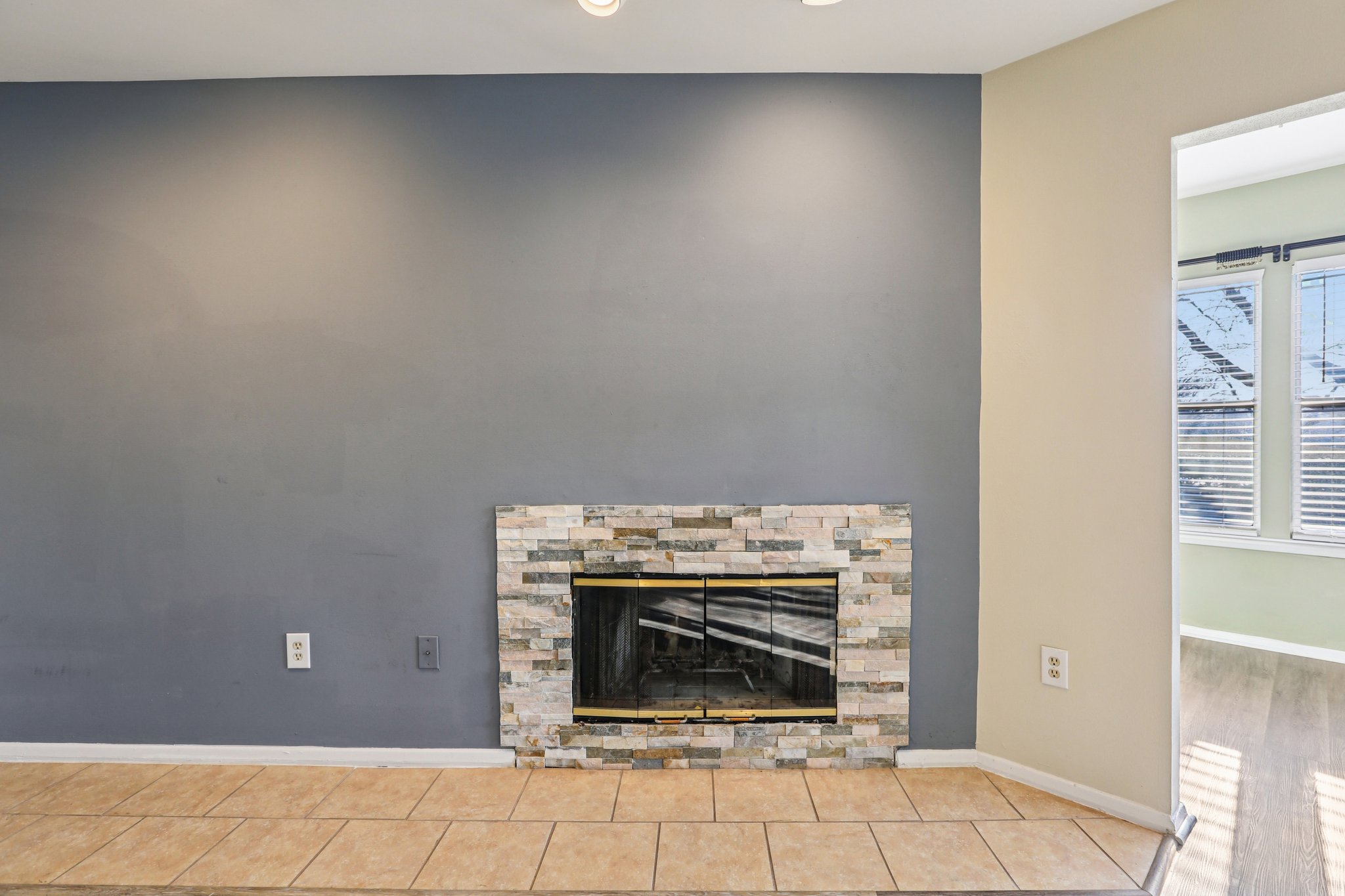 Old Farm Ln-S0801-009.jpg