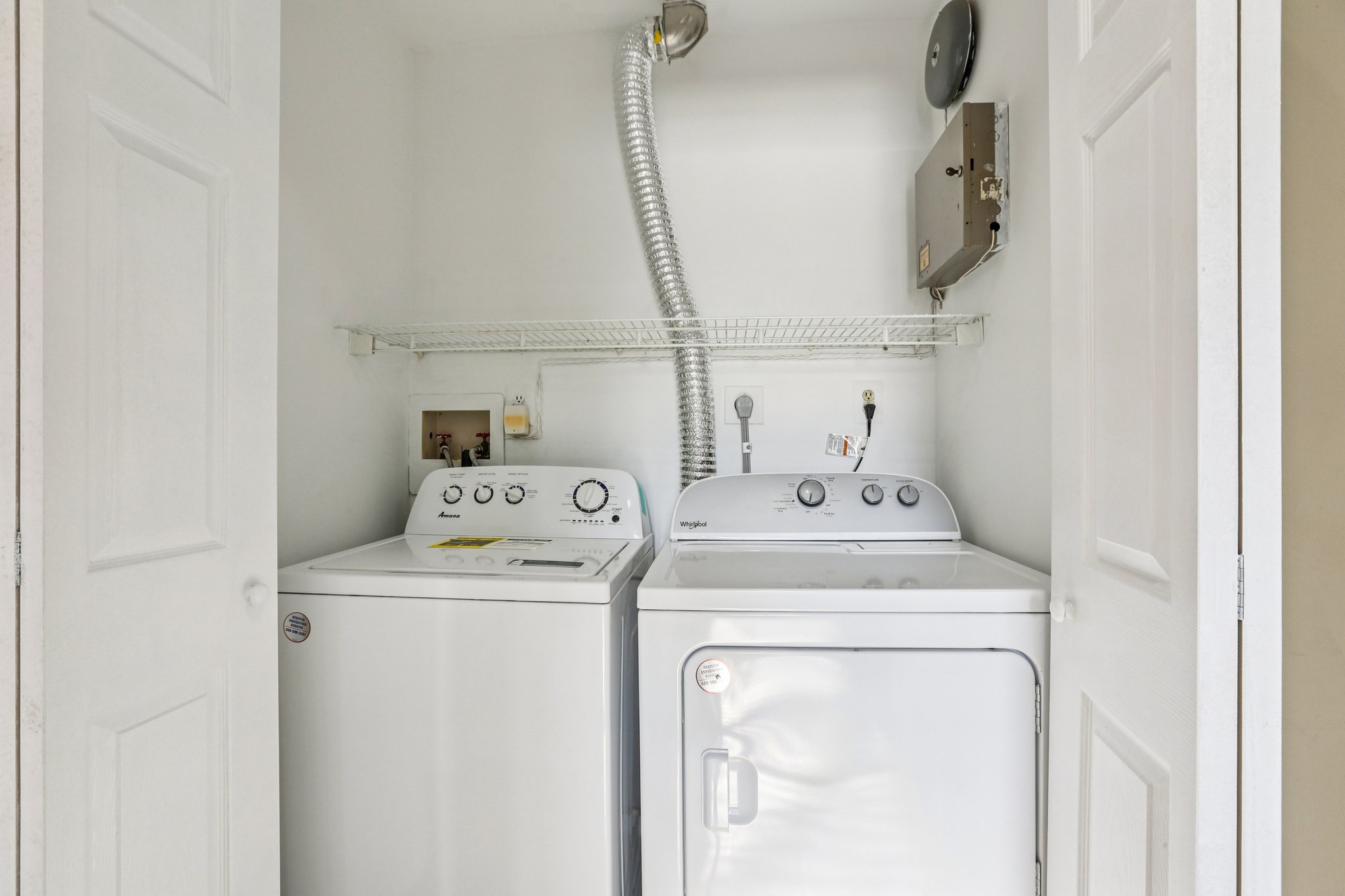 Old Farm Ln-S0801-016.jpg